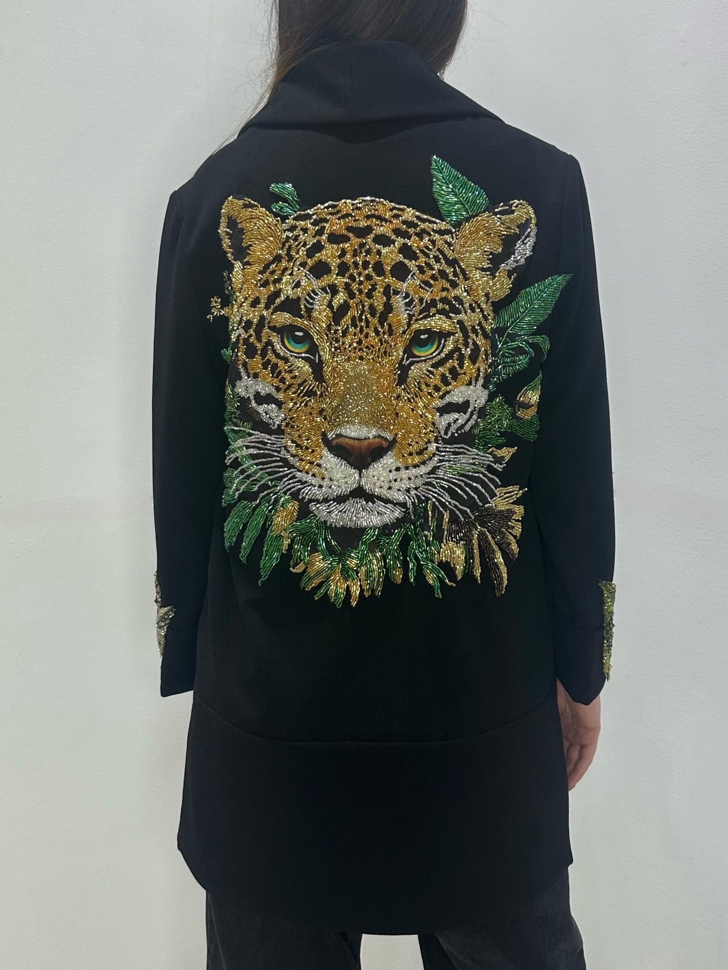 Blazer Negro Jaguar Hojas